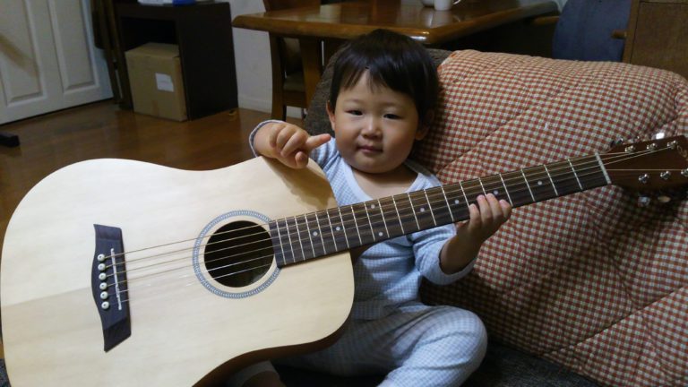S.YAIRI YM2 コンパクトギターなのに なんて本格派なんだ～♪