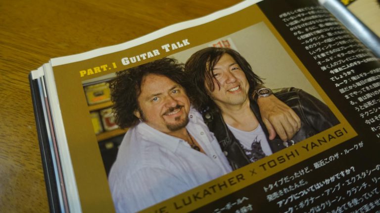 これ読むとモチベーション上がりまくる♬｜Guitar Magazine Toshi Yanagi & Steve Lukather　特集｜2015-06