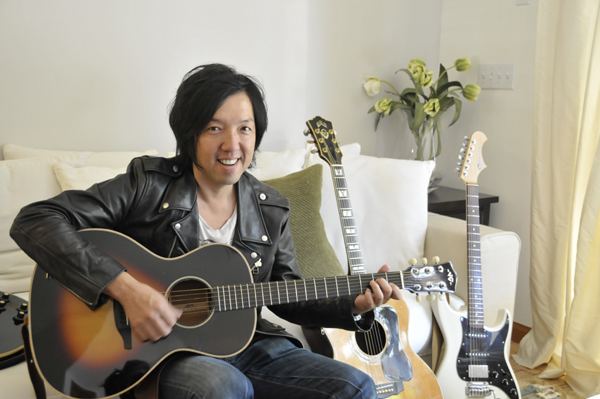 Toshi Yanagi w Buzz Wizards 開催迫る！2014/12/01