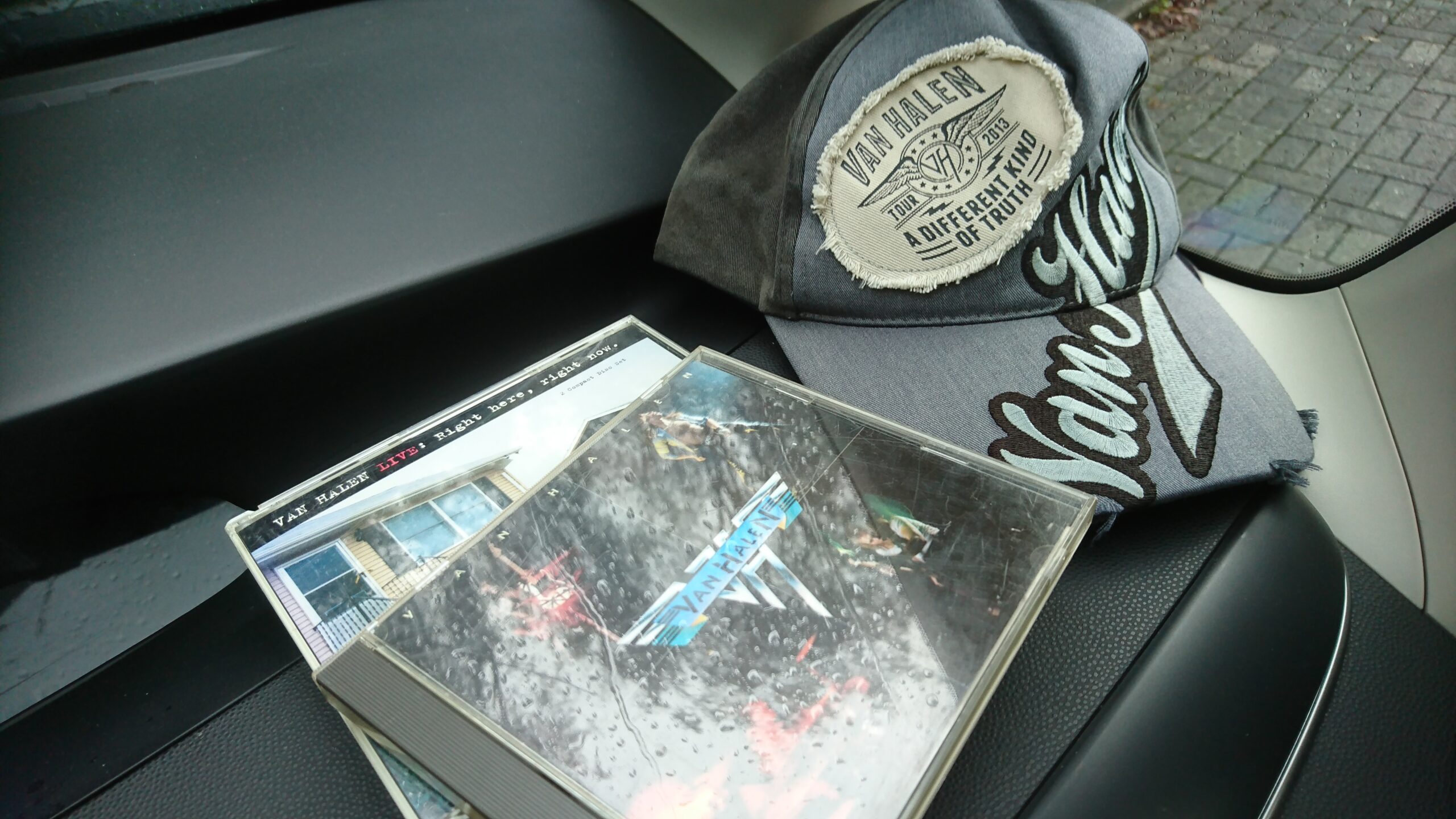 炎の導火線│VAN HELAN