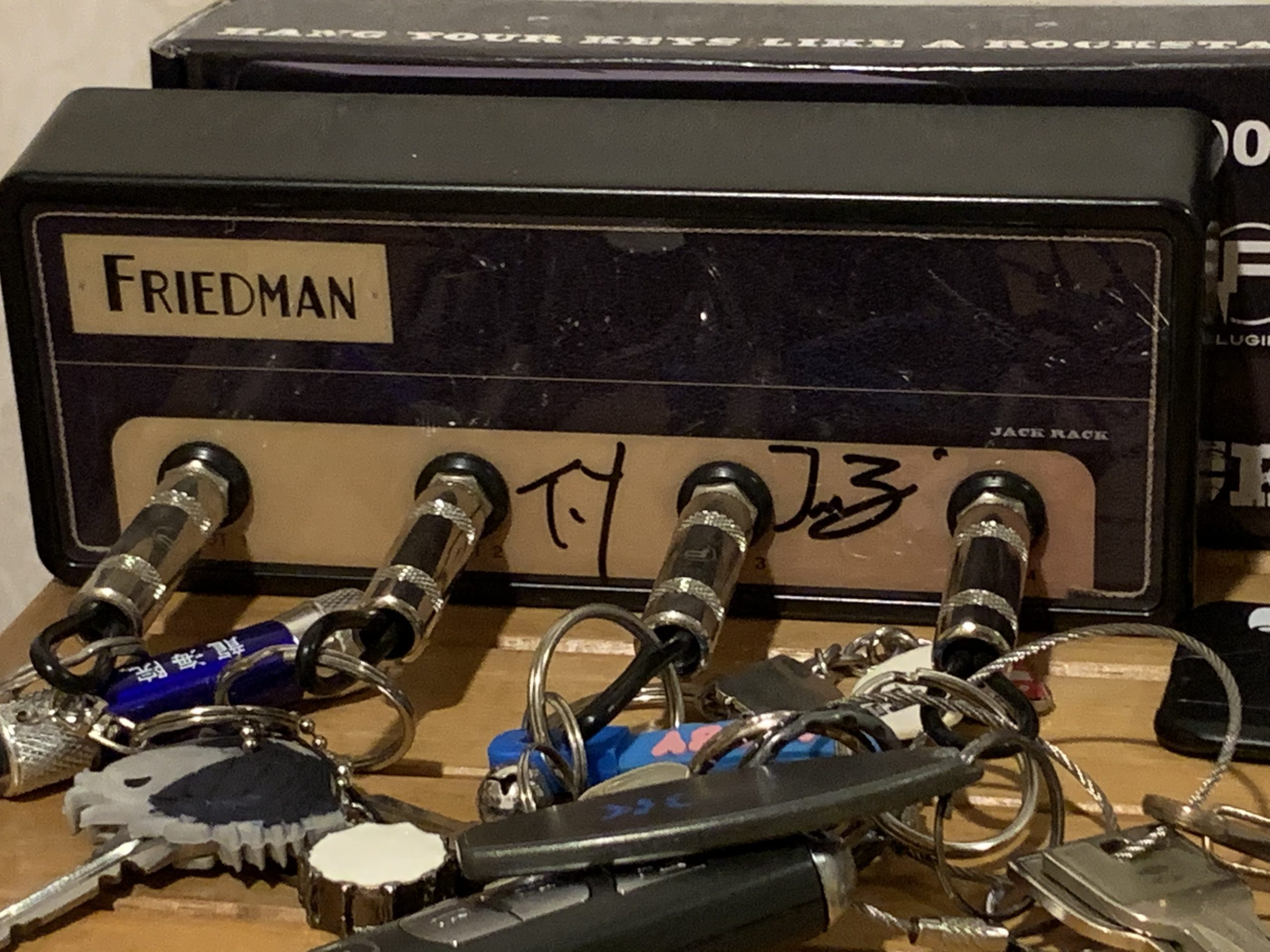 あさっ！ 今日はこのアンプで！